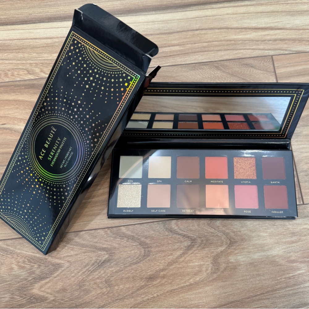 ACE BEAUTÉ Serenity Eye Shadow Palette NIP